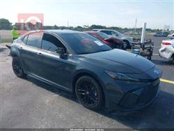 تۆیۆتا کامری